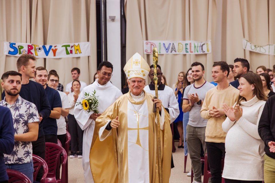 Veni-Sancte-9