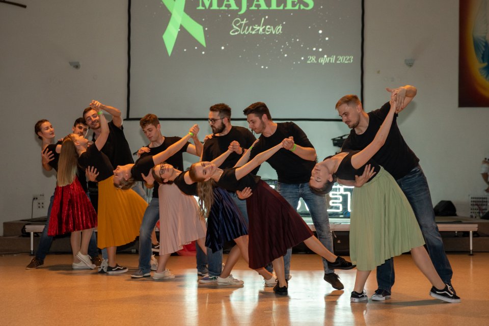 Majales-36