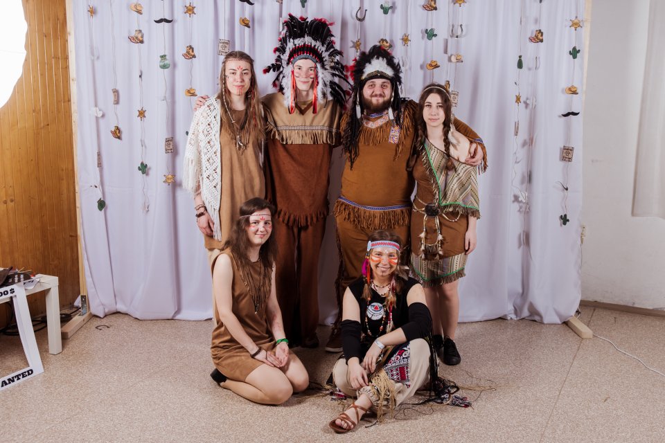 UpeCe western-100.jpg