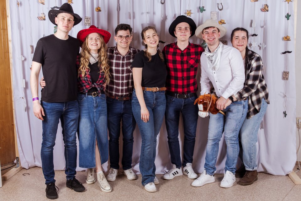 UpeCe western-117.jpg