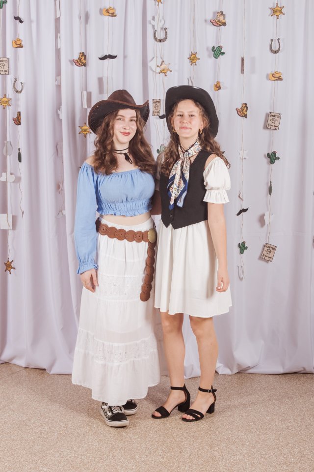 UpeCe western-11.jpg