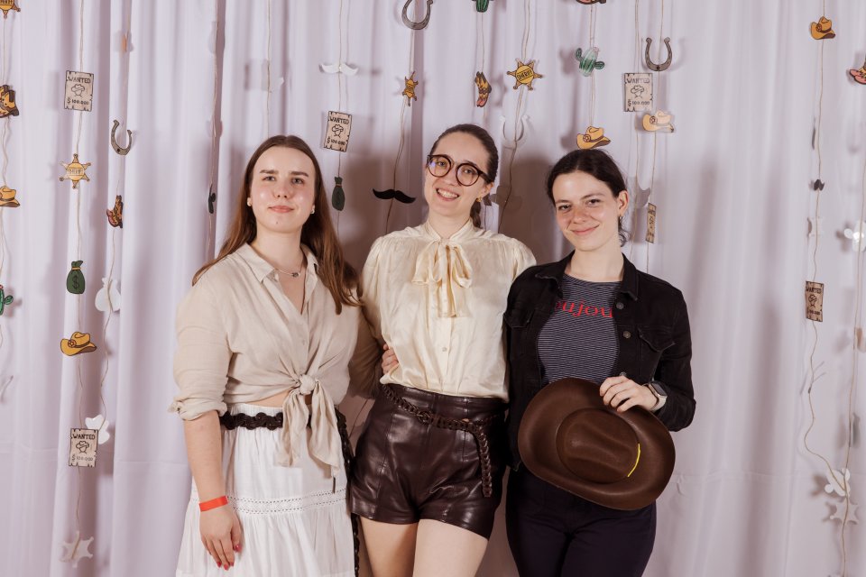 UpeCe western-121.jpg