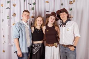 UpeCe western-202.jpg