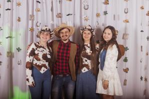 UpeCe western-21.jpg