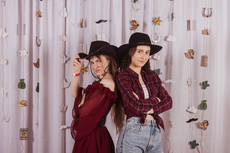 UpeCe western-43.jpg