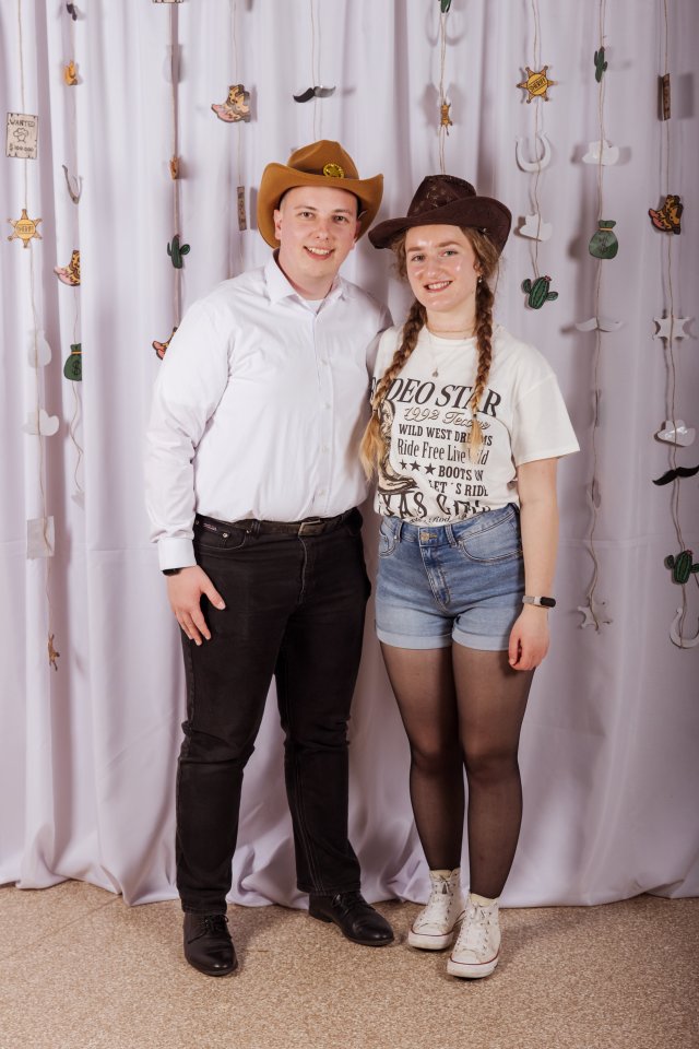 UpeCe western-65.jpg