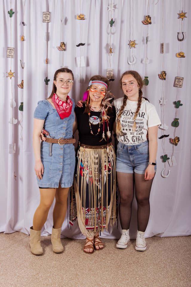 UpeCe western-69.jpg