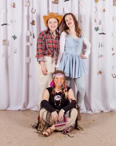 UpeCe western-6.jpg