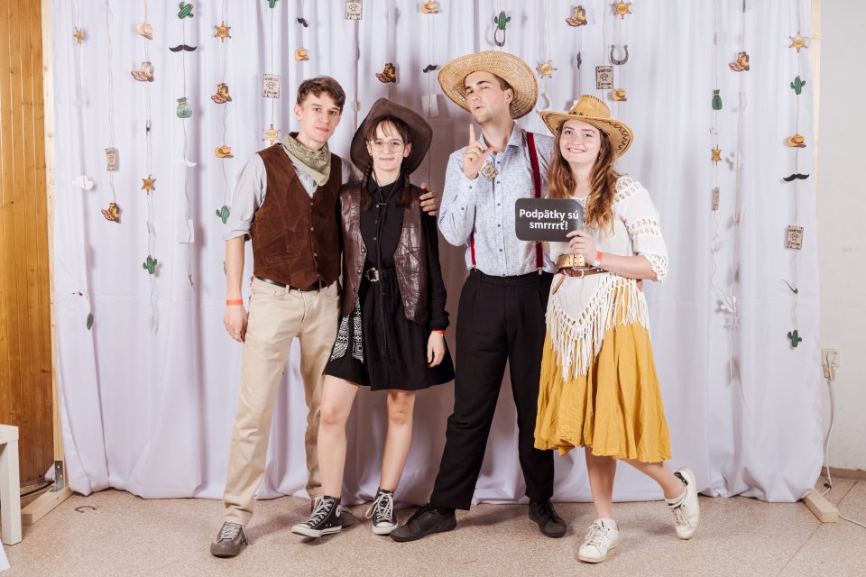 UpeCe western-80.jpg