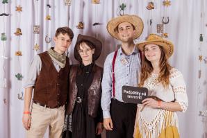 UpeCe western-81.jpg