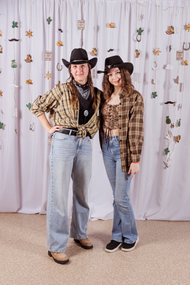 UpeCe western-86.jpg