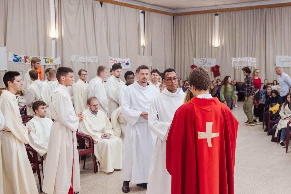 Veni-Sancte-63