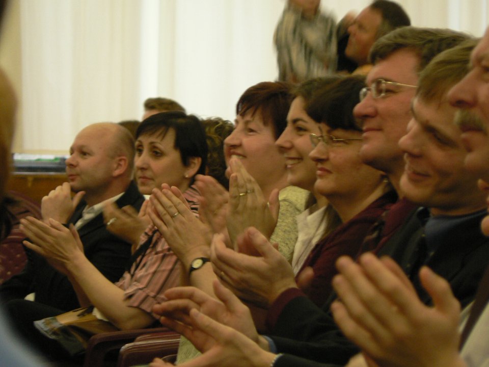 193411